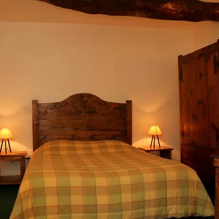 Les Forges De La Massotte Hotel